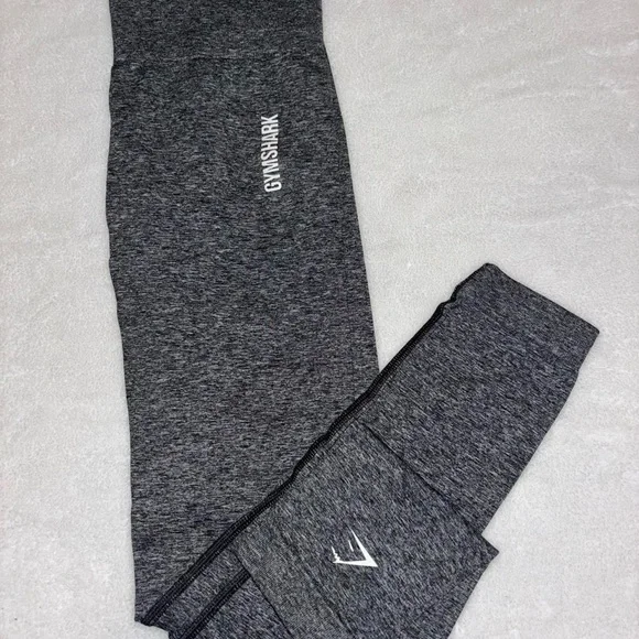 Gymshark Charcoal Heather Leggings - Picture 2 of 4